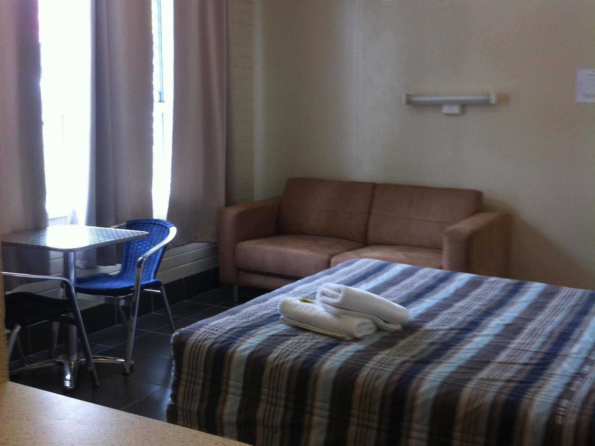 Yeppoon Surfside Motel מראה חיצוני תמונה